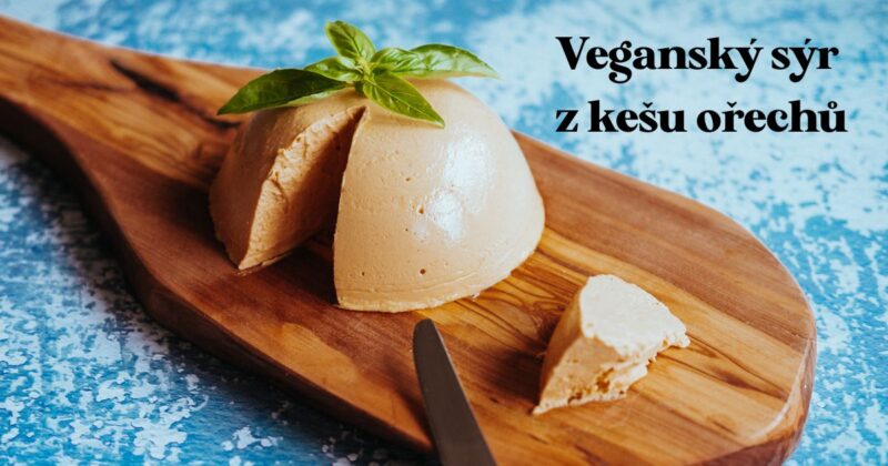 Pokud hledáte alternativu k sýrům nebo zkrátka chcete zkusit něco jiného, určitě si náš veganský sýr z kešu oříšků zamilujete.