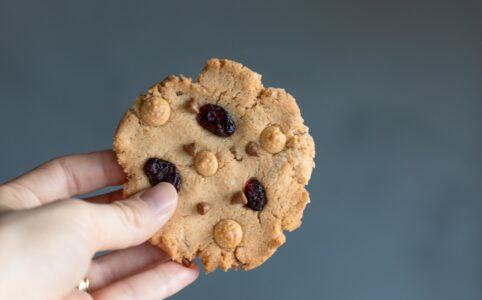 Keto cookies jsou jednoduché na přípravu a jsou rychlé hotové
